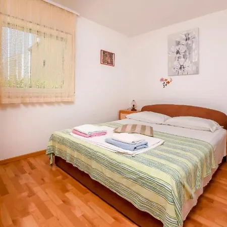 Aurel Suites- Comfort One Bedroom With Balcony * روغوزنيكا